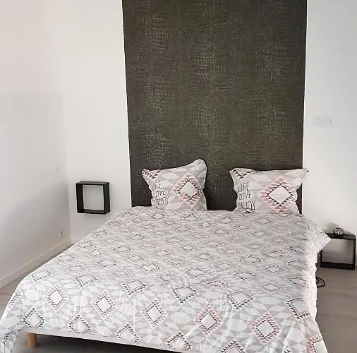 3 Pièces 4-6 Personnes, Clim, Terrasse Et Piscine Agde