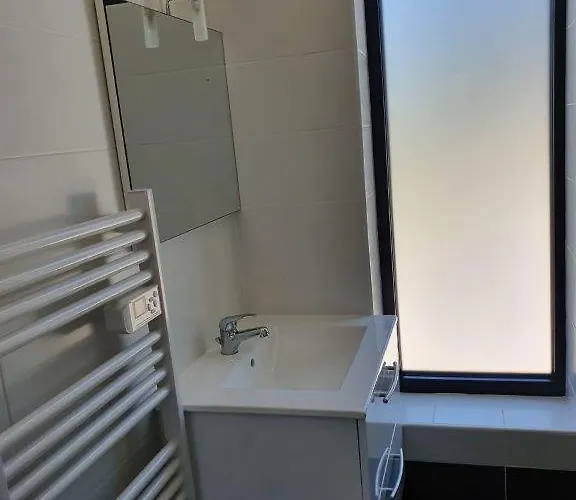 3 Pièces 4-6 Personnes, Clim, Terrasse Et Piscine Appartamento